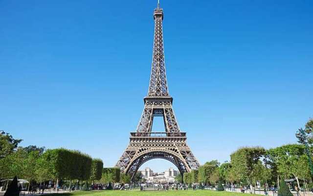 Amazing View eiffel Tower