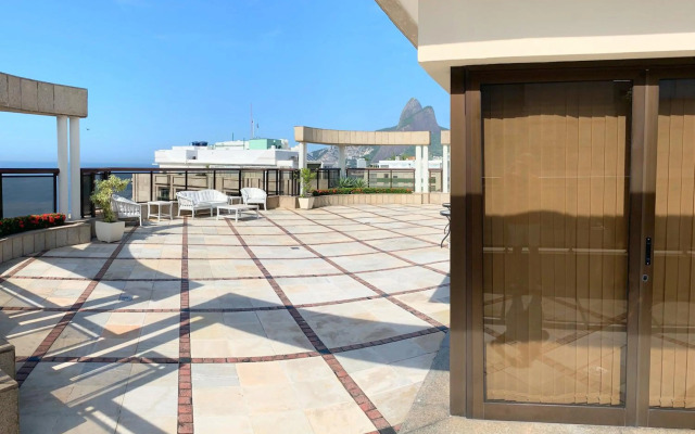 Ipanema Apart-hotel on the Beach