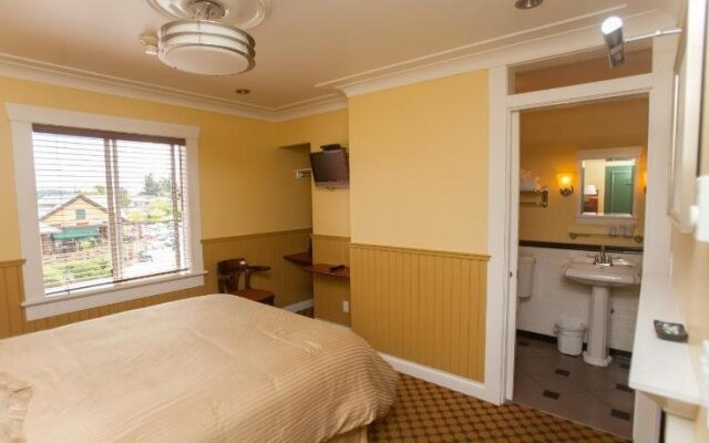 Salt Spring Inn