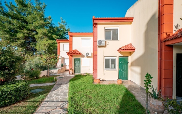 Summer Maisonette Kriopigi