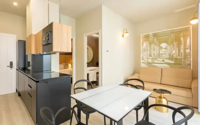 Harinas Central Apartments by Valcambre