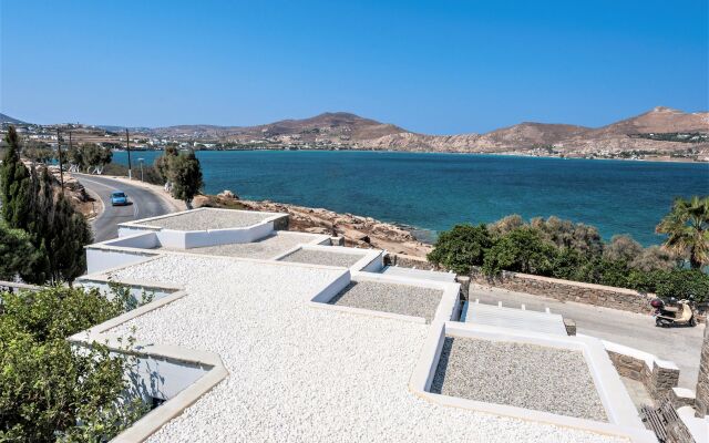 Parian Lithos Residence