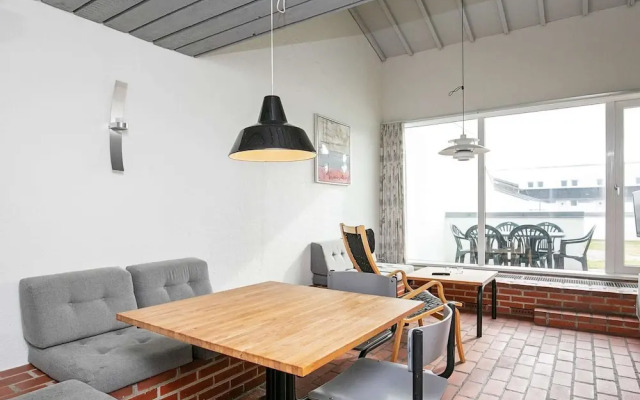 6 Person Holiday Home in Brovst