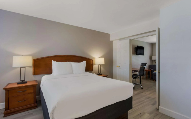 SureStay Plus Hotel by Best Western Tempe University