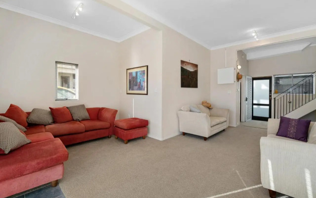 Home Sweet Home - Mt Maunganui Holiday Home