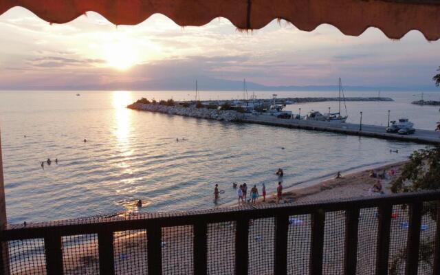 Beachfront Apartment Thassos