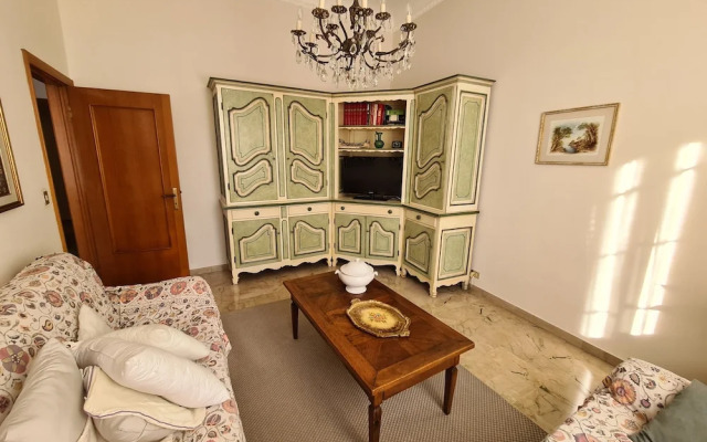 Santa in Caruggio- PortofinoVacanze