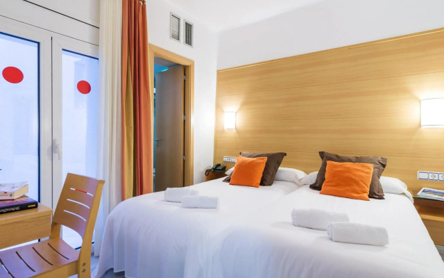 Hotel & Diving les Illes