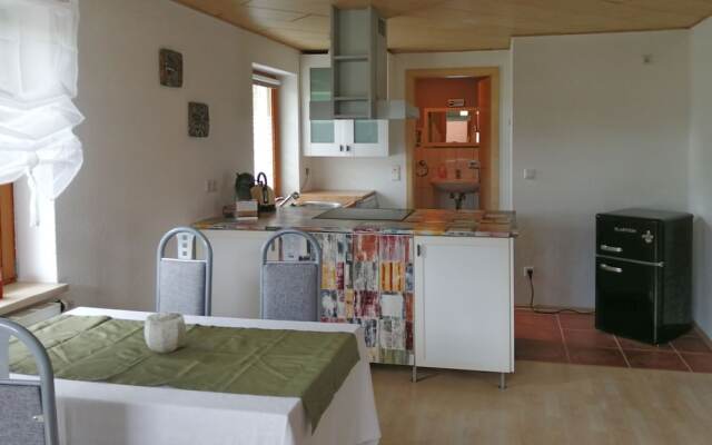 Luxurious Apartment in Lauterbach OT Fohrenbühl With Heating Facility