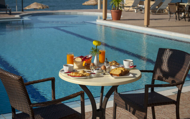 Mesogios Beach Hotel