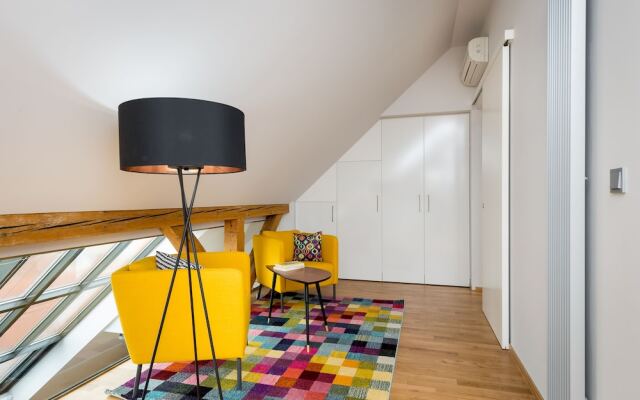 EMPIRENT Rose Apartments