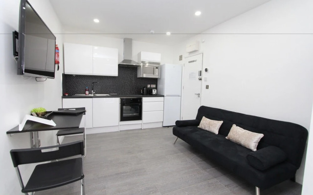 BlueGreen Suites