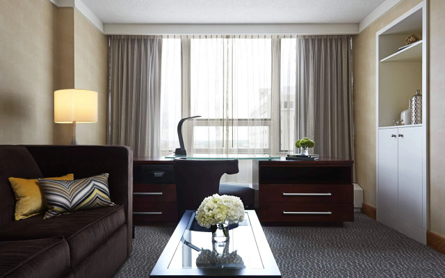 Renaissance Columbus Downtown Hotel