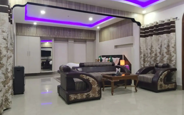 Ziro Palace Inn