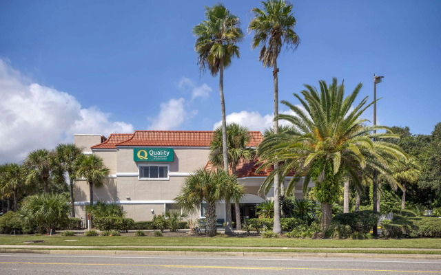 Quality Inn & Suites St Augustine Beach Area