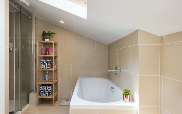 The Dunworth Mews Apartment - ANB