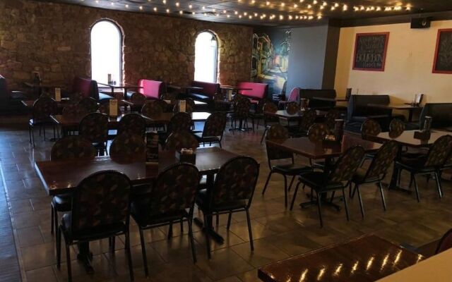 Hanover Hotel & Banquet Center