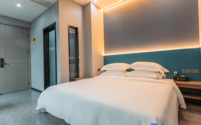 Hetai Hotel (Tongling Changjiang Middle Road People's Hospital)