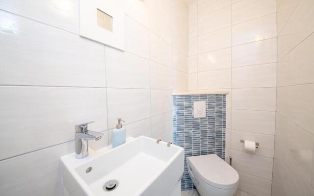 Sea Pearl Residence - Top beachfront location apartments in Bol centre