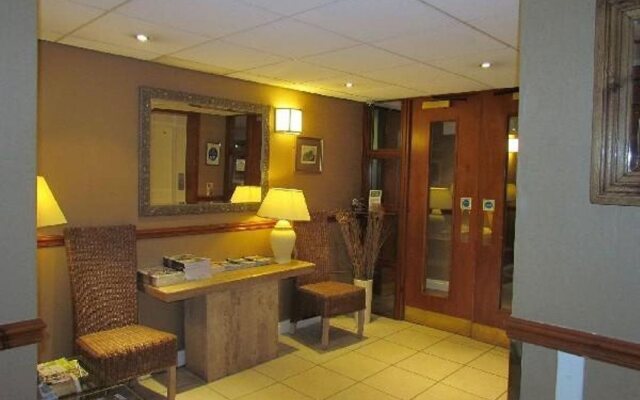 Canon Court Apart Hotel.