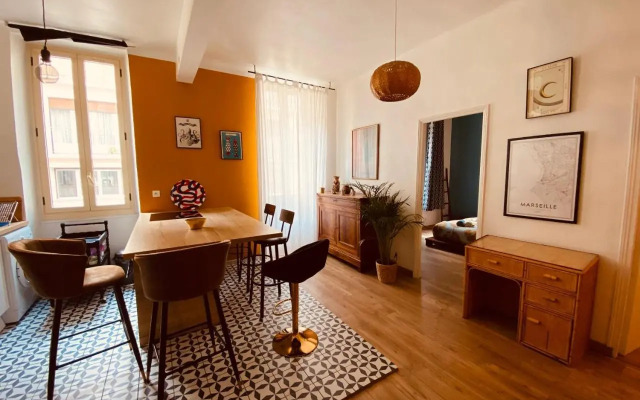 Palais Longchamps, T2 côté cour