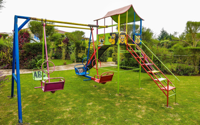 Lake Olbolosat Resort Park Lodge