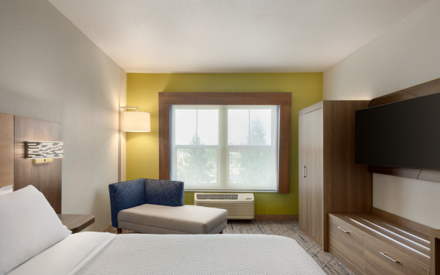 Holiday Inn Express West Sacramento by IHG