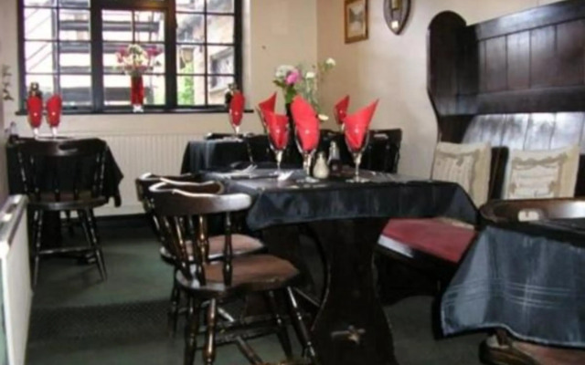 Crown and Horns Inn