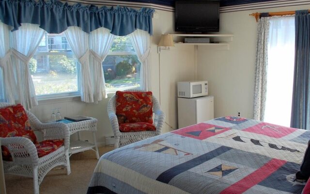 A Cape Cod Ocean Manor Inn