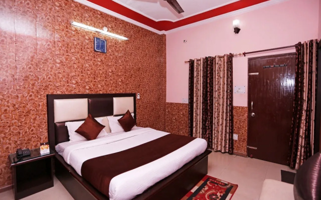 Mehfil Hotel by OYO Rooms