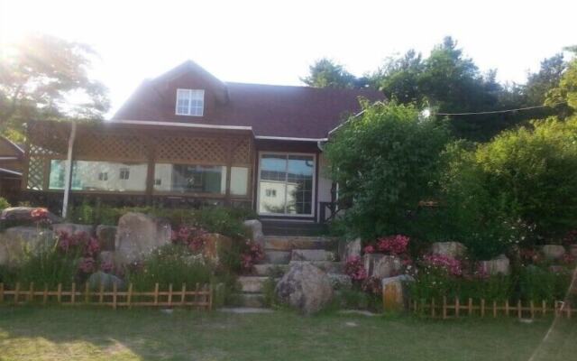 Fulnaeum House Pension