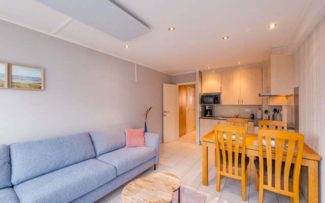 Apartment on 8th Floor With Kitchen