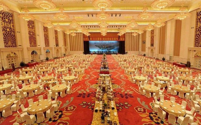 Huasheng Jiangquan Hotel & Town