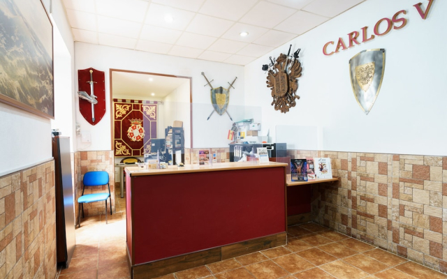 Hotel Carlos V by Viverestays