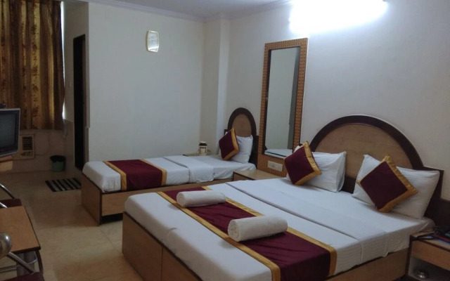 Hotel gangothri