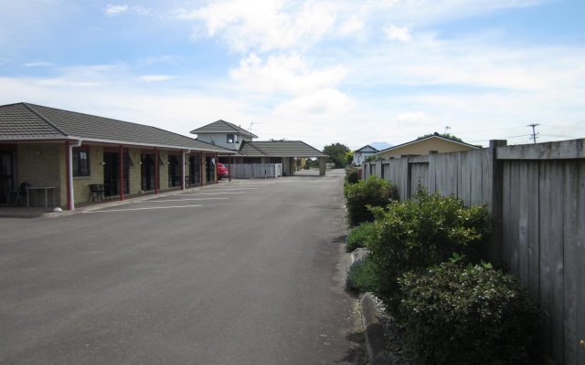 Kiwi Court Motel