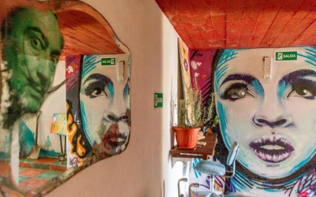 Del Barcito Hostel and Suites