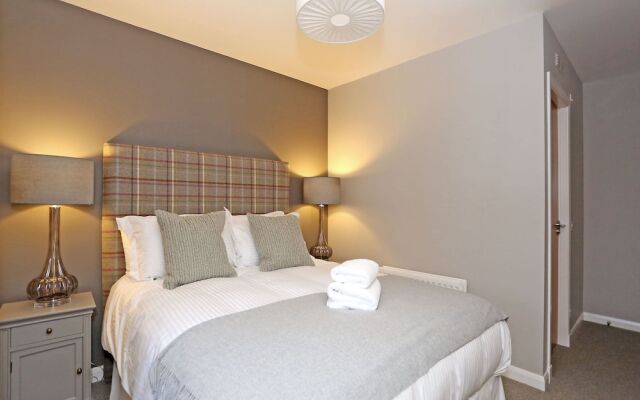 Comfortable Inverurie Home Close to Train Station