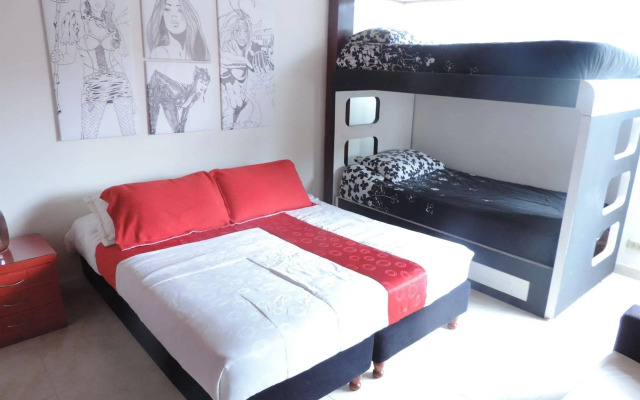 Violeta Park Hostel