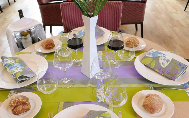 Residhome Aparthotel Paris Evry