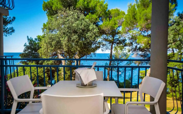 Arena Verudela Beach Apartments