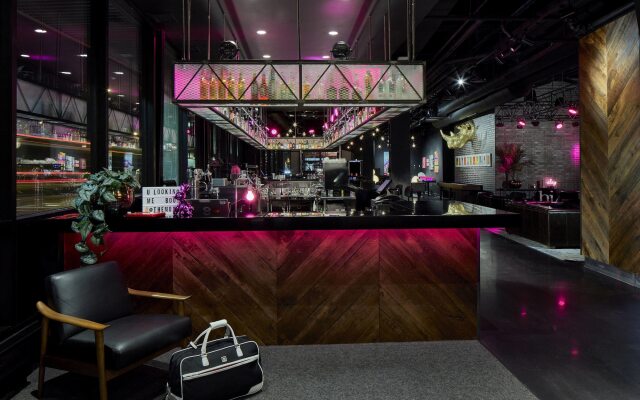 MOXY Minneapolis Uptown