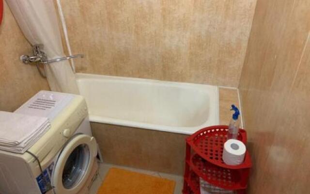 Apartment on Spartaka, 24