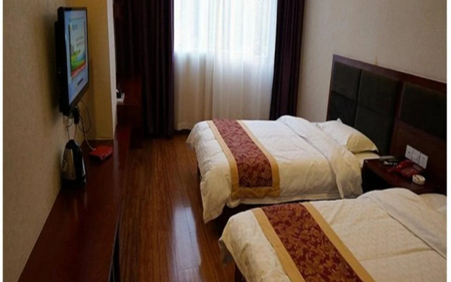 Zhongxiang Tianyue Business Hotel