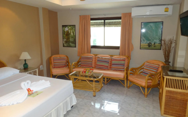 Summer Breeze Inn Hotel