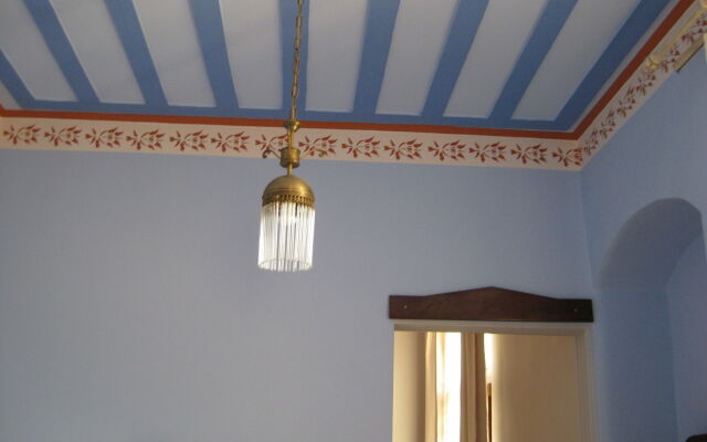Traditional Hotel  IANTHE