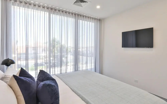 Indulge Apartments City View Penthouses