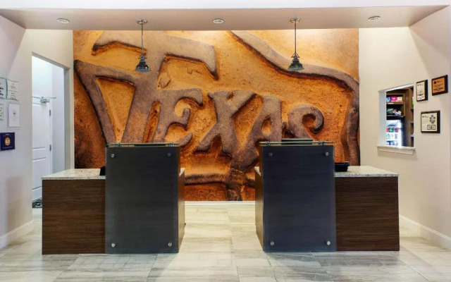 La Quinta Inn & Suites Alvin