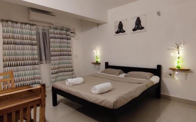 J-House, spacious apartments with balconies, Thalassa 1min away