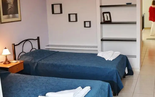 Haris Rooms